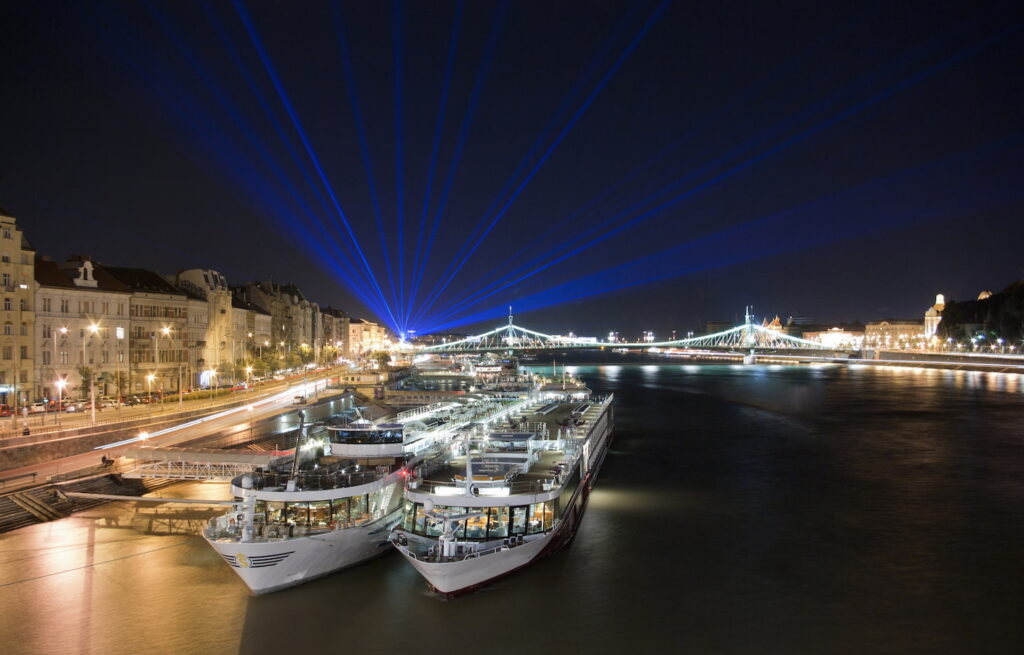 banner serale budapest