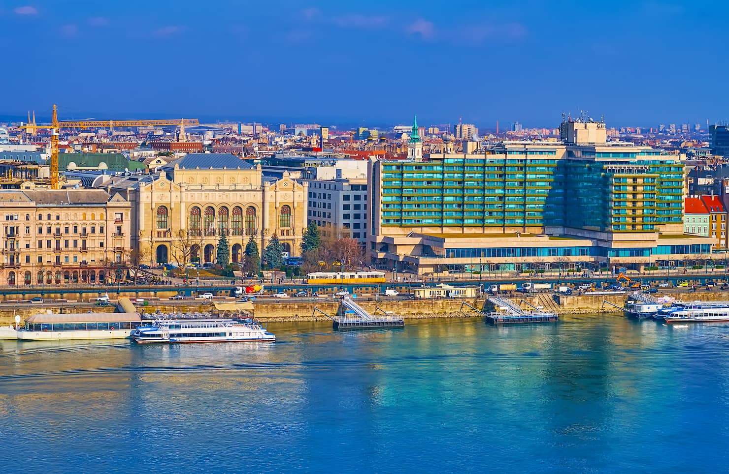 crociera budapest cruise port
