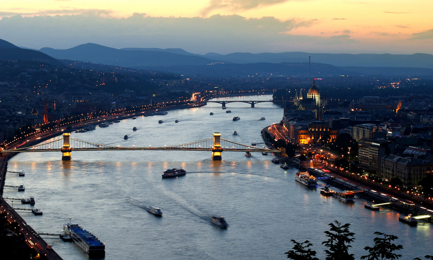 crociera cena budapest
